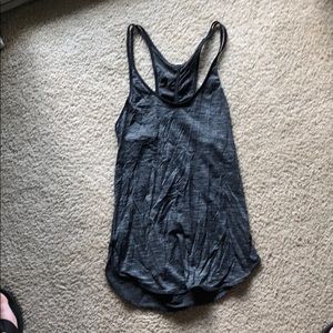 Size 4 Lulu tank grey